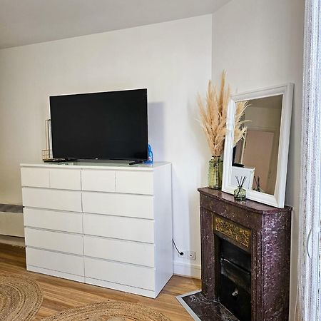 Alaya Apartment Bezons Bagian luar foto