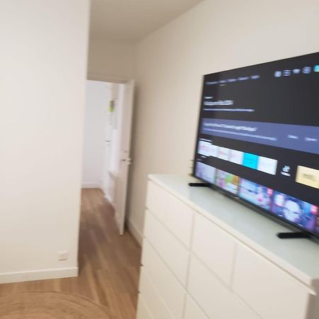 Alaya Apartment Bezons Bagian luar foto