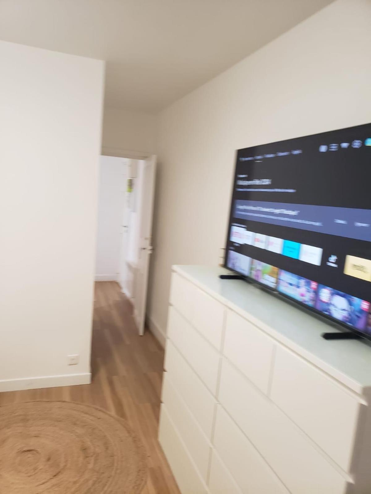 Alaya Apartment Bezons Bagian luar foto