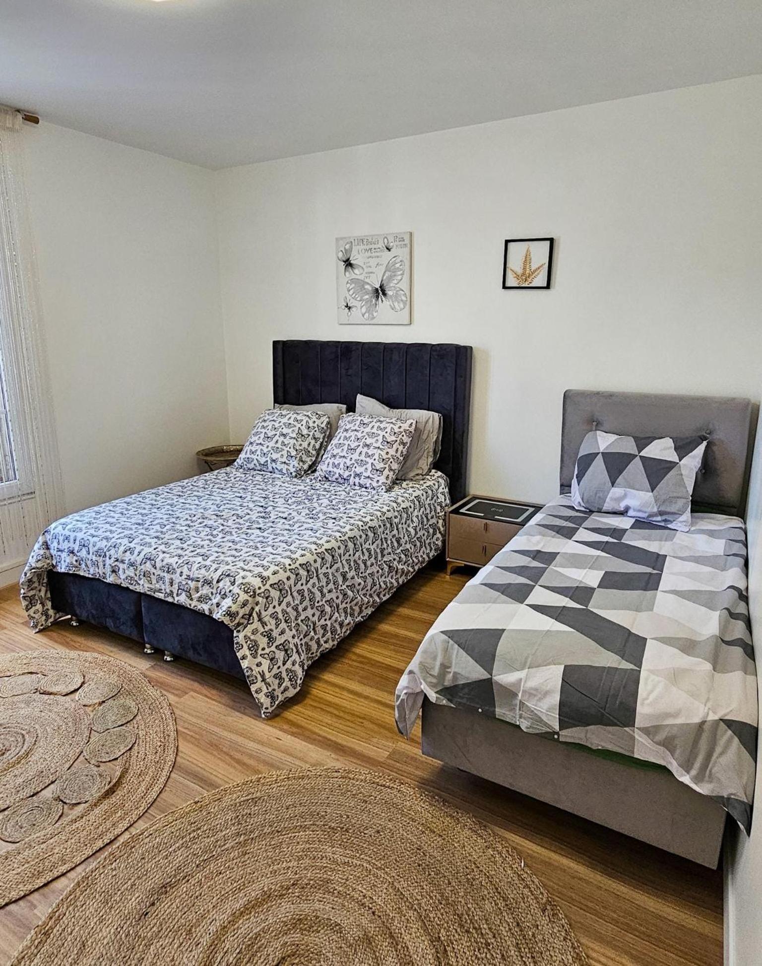 Alaya Apartment Bezons Bagian luar foto